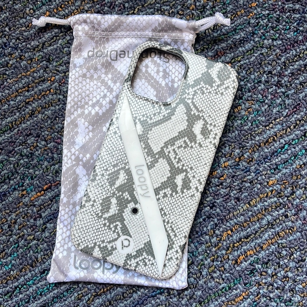 iPhone 12 Pro Max Snakeskin Loopy Case